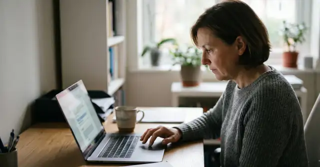 How to Use AI Assistants Safely: A Practical Privacy Guide