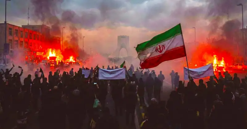 Black-out Total : Les Autorités Iraniennes Coupent Internet au Milieu d'Émeutes Massives